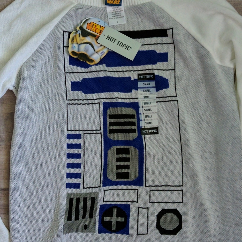 NWT Hot Topic R2-D2 sweater - Picture 6 of 6